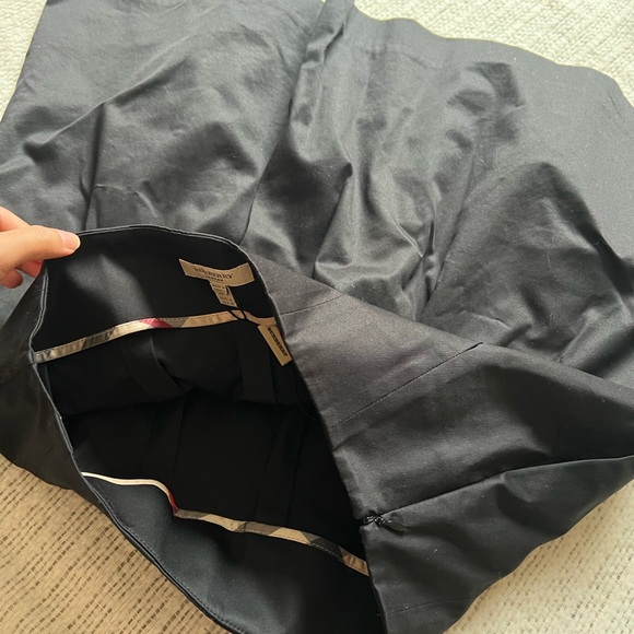 Burberry cotton blend mini skirt with pockets pleated - Picture 2 of 11